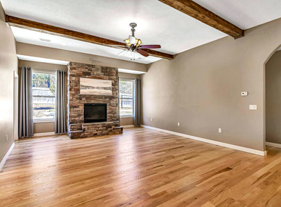 Branson, Missouri homes with wood floors for sale Charlie Gerken