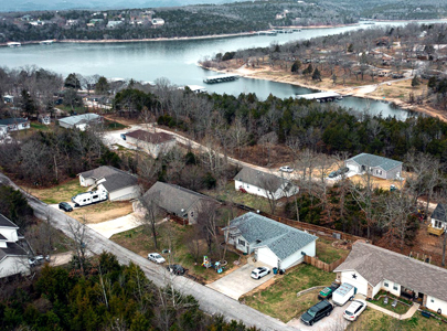 Reeds Spring, Missouri Clear Cove Landing homes for sale Charlie Gerken  caption=